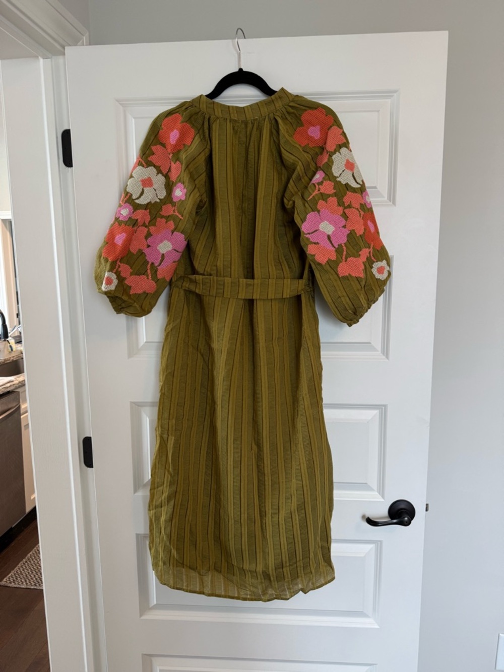 NWOT THML Embroidered Midi Dress - Picture 5 of 6